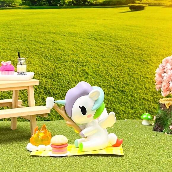 tokidoki Campfire Cutie Unicorno from Picnic Party Unicorno Series - Picture 1 of 2